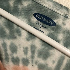 Tye dye old navy tee size small